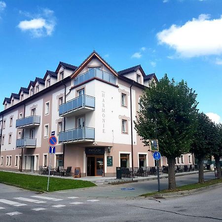 Wellness hotel Harmonie Třeboň Buitenkant foto