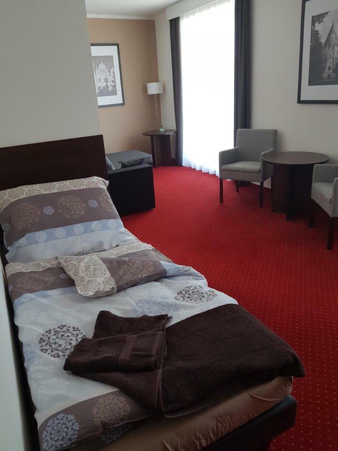 Wellness hotel Harmonie Třeboň Buitenkant foto