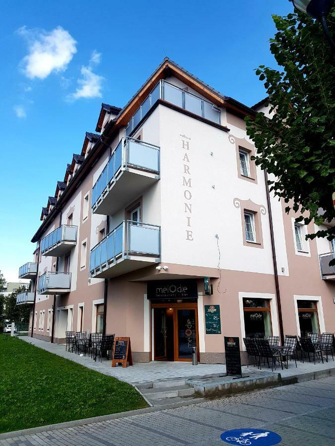 Wellness hotel Harmonie Třeboň Buitenkant foto